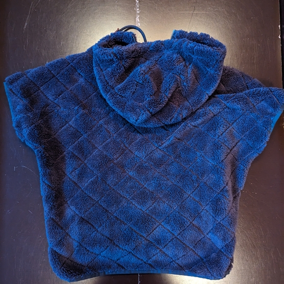Columbia Fireside Sherpa Shrug - Picture 4 of 4